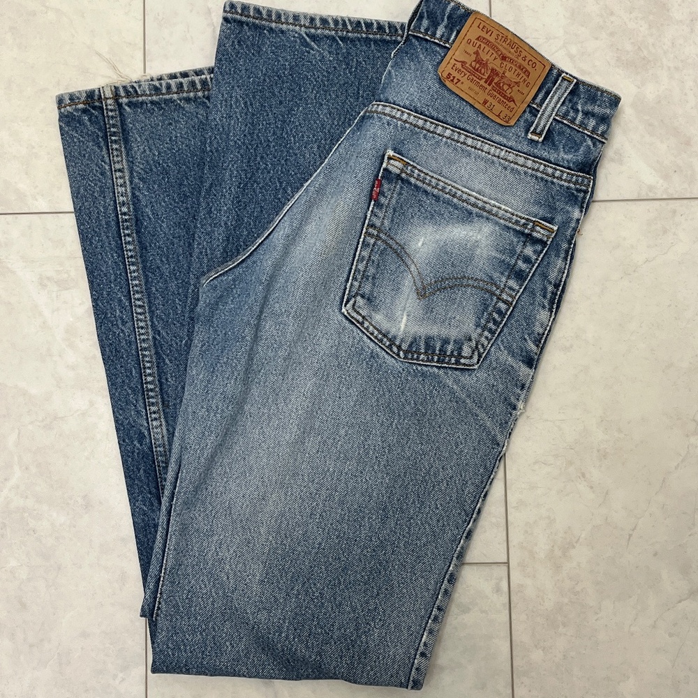 VTG 1998 Red Paper Tag Levi's 517 Bootcut , Size 31W x 33L